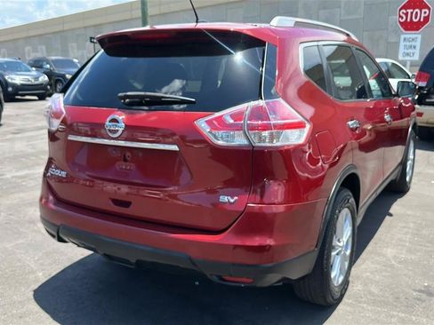 Used 2015 Nissan Rogue SV FWD image 9