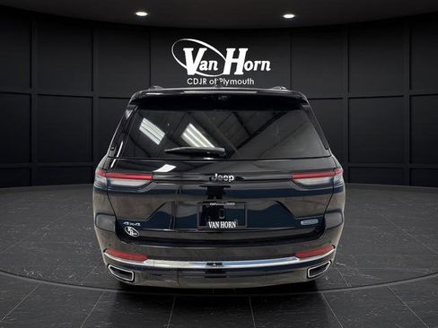 Used 2022 Jeep Grand Cherokee Overland w/ Luxury Tech Group IV image 14