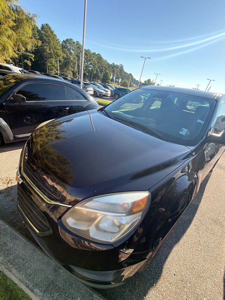 Used 2017 Chevrolet Equinox LS FWD image 21