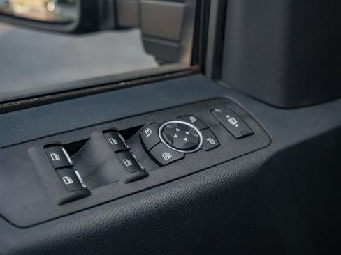 Used 2022 Ford F250 Lariat w/ Chrome Package AWD/4WD image 24
