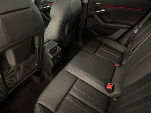 New 2025 Audi Q6 e-tron Premium Plus image 11