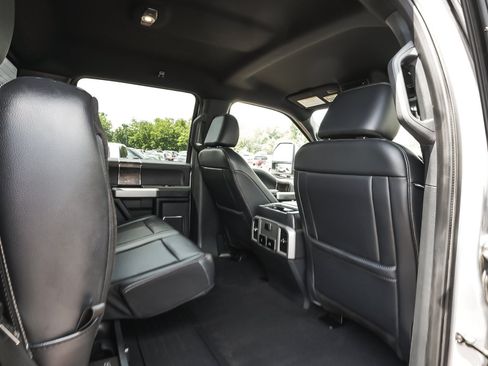Used 2022 Ford F250 Lariat w/ Lariat Ultimate Package AWD/4WD image 41