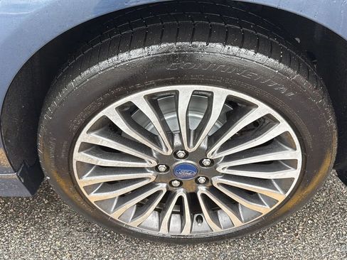 Used 2018 Ford Fusion Energi Titanium image 9