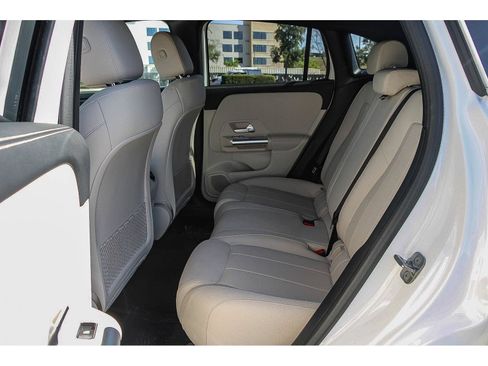 Certified 2025 Mercedes-Benz GLA 250 image 15