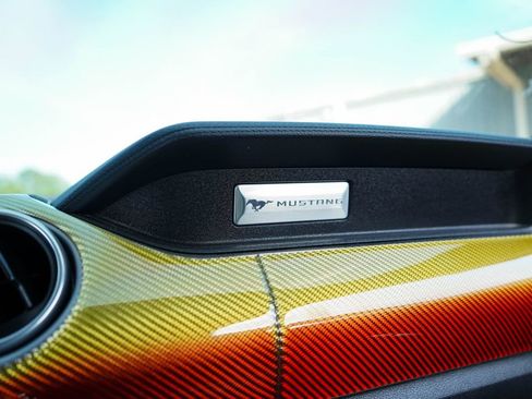 Used 2019 Ford Mustang Premium image 21