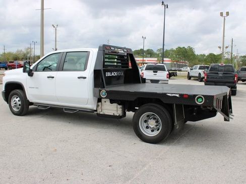 Used 2025 Chevrolet Silverado 3500 W/T image 7