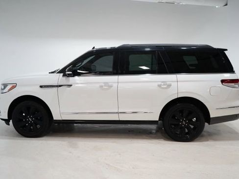 Used 2023 Lincoln Navigator Black Label image 4