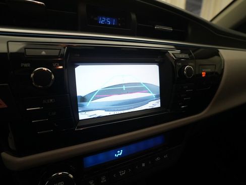 Used 2016 Toyota Corolla LE FWD image 20