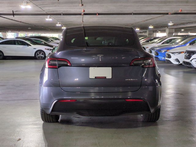 Used 2023 Tesla Model Y Long Range AWD/4WD image 7