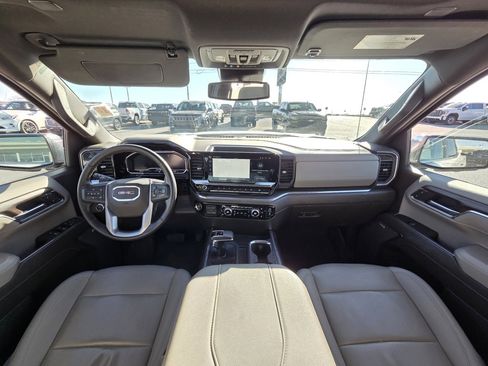 Used 2024 GMC Sierra 1500 SLT w/ SLT Premium Plus Package image 26