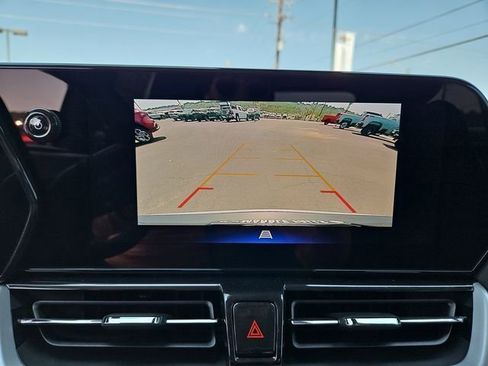 New 2025 Chevrolet TrailBlazer LT w/ Convenience Package image 12