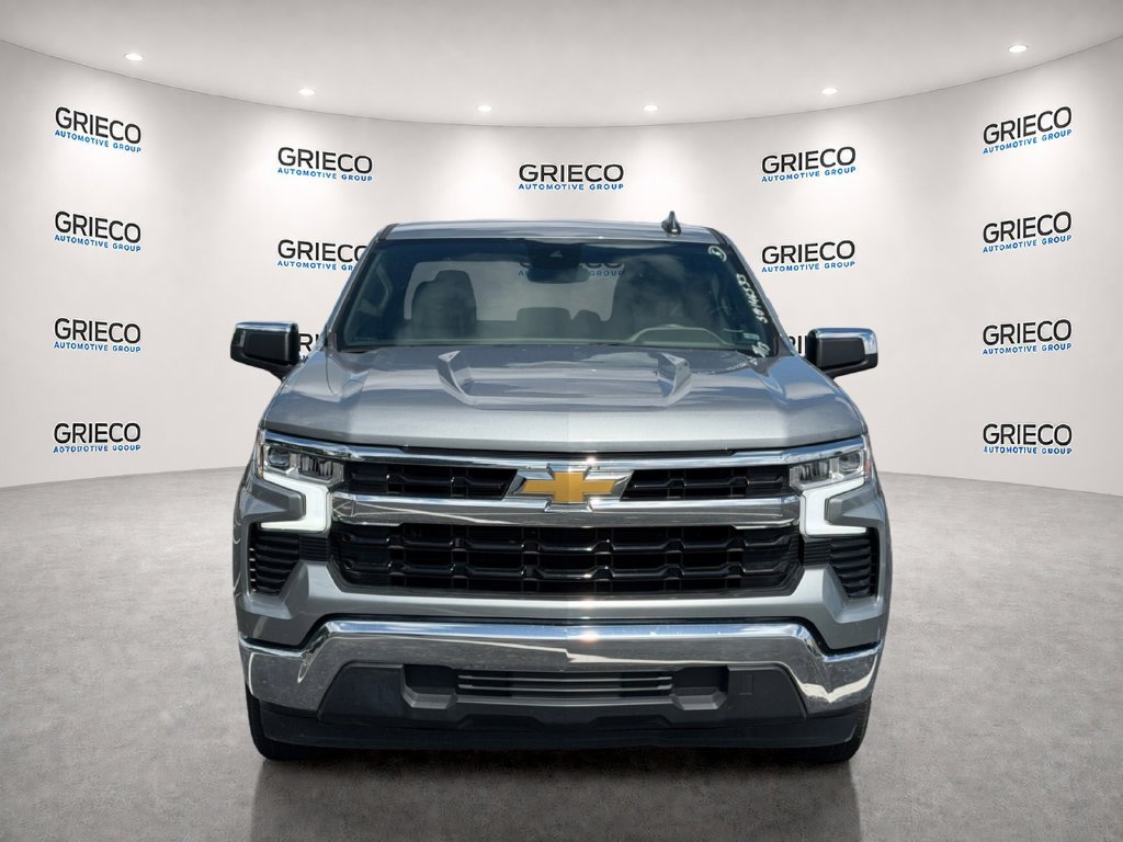 Used 2025 Chevrolet Silverado 1500 LT RWD image 2