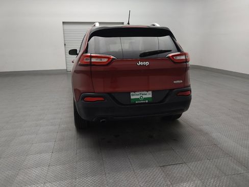 Used 2015 Jeep Cherokee Latitude FWD image 6