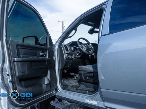 Used 2024 RAM 3500 Tradesman w/ Convenience Group image 10