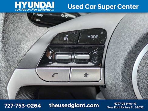 Used 2025 Hyundai Elantra SE w/ Cargo Package FWD image 25