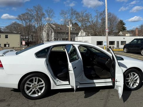 Used 2012 Chevrolet Impala LTZ image 11