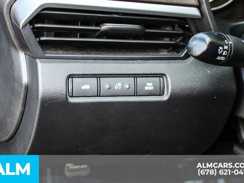 Used 2025 Nissan Altima 2.5 SV FWD image 26