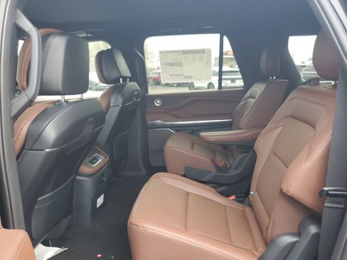 New 2026 Lincoln Navigator L Reserve image 27