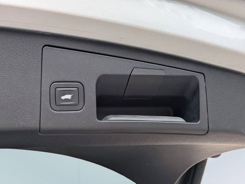 Used 2019 Cadillac XT4 Premium Luxury w/ Driver Awareness Package image 14