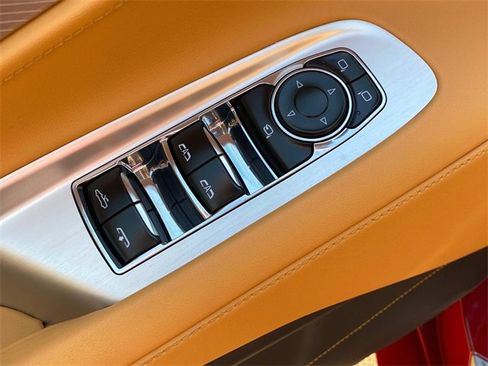 Used 2021 Chevrolet Corvette Stingray image 11
