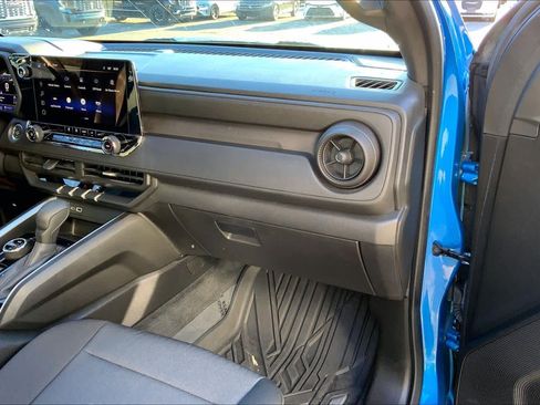 Used 2023 Chevrolet Colorado Trail Boss w/ Advanced Trailering Package image 17