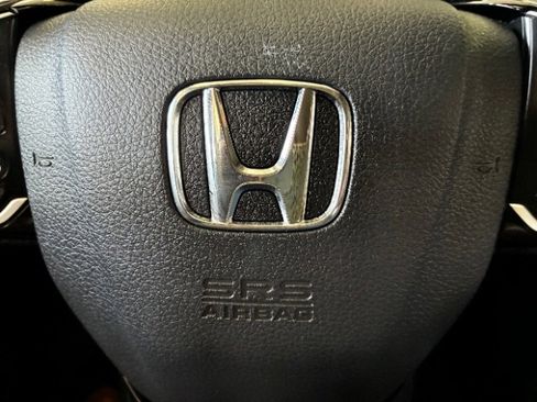 Used 2018 Honda Clarity Plug-In Hybrid image 20