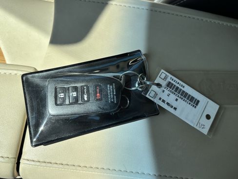 Used 2019 Lexus RX 350L AWD image 38