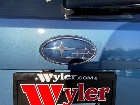 Used 2023 Subaru Forester Premium AWD/4WD image 24