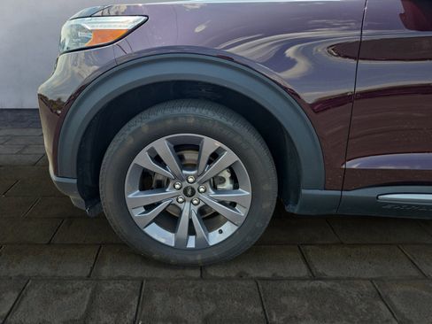 Certified 2023 Ford Explorer XLT w/ Equipment Group 202A image 26