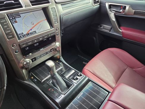 Used 2020 Lexus GX 460 Premium AWD/4WD image 36