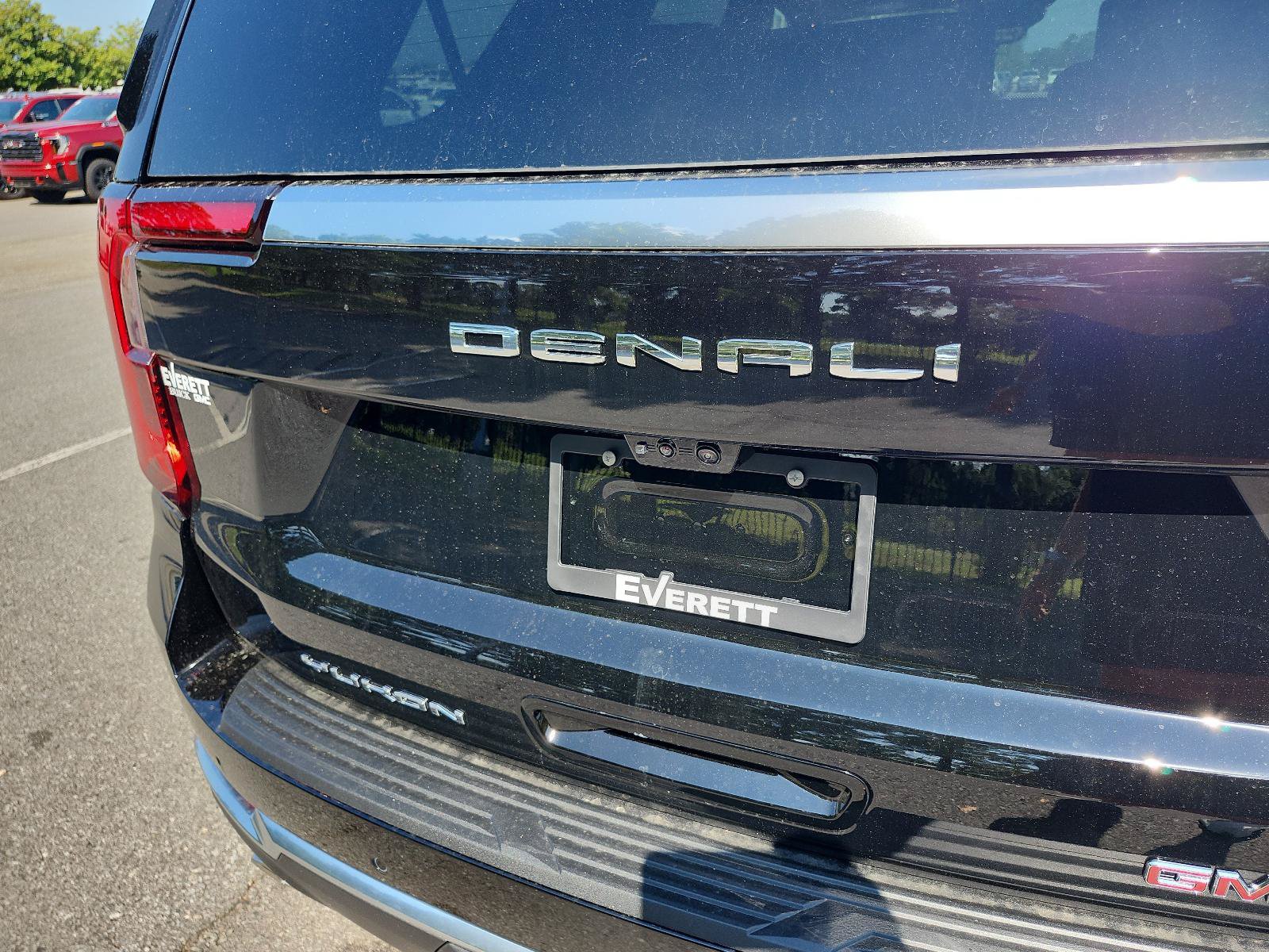 New 2027 GMC Yukon Denali w/ Denali Reserve Package AWD/4WD image 4