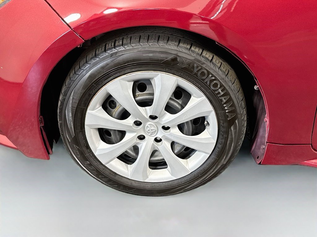 Used 2022 Toyota Corolla LE FWD image 36