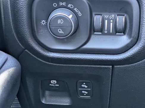 Used 2026 RAM 1500 Big Horn AWD/4WD image 18
