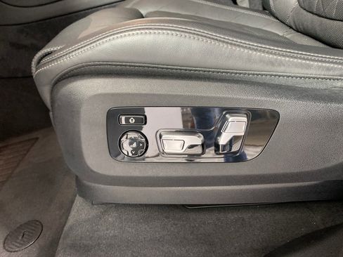 Certified 2025 BMW X5 M60i image 10