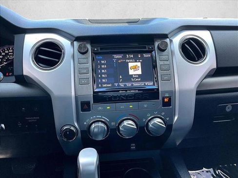 Used 2018 Toyota Tundra SR5 w/ SR5 Upgrade Package image 8