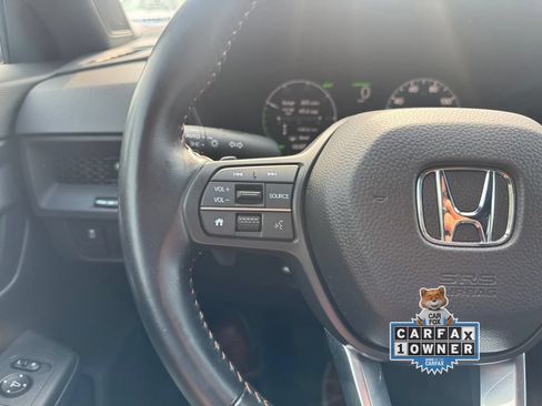 Used 2025 Honda CR-V Sport image 17