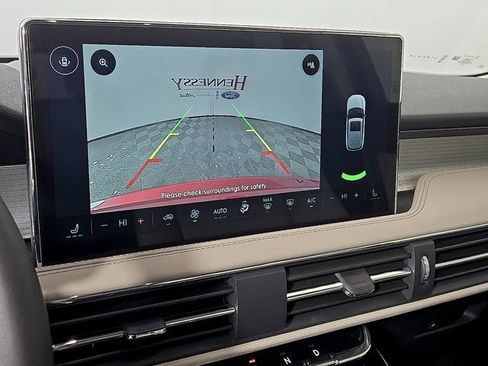 Used 2026 Lincoln Corsair Premiere FWD image 15