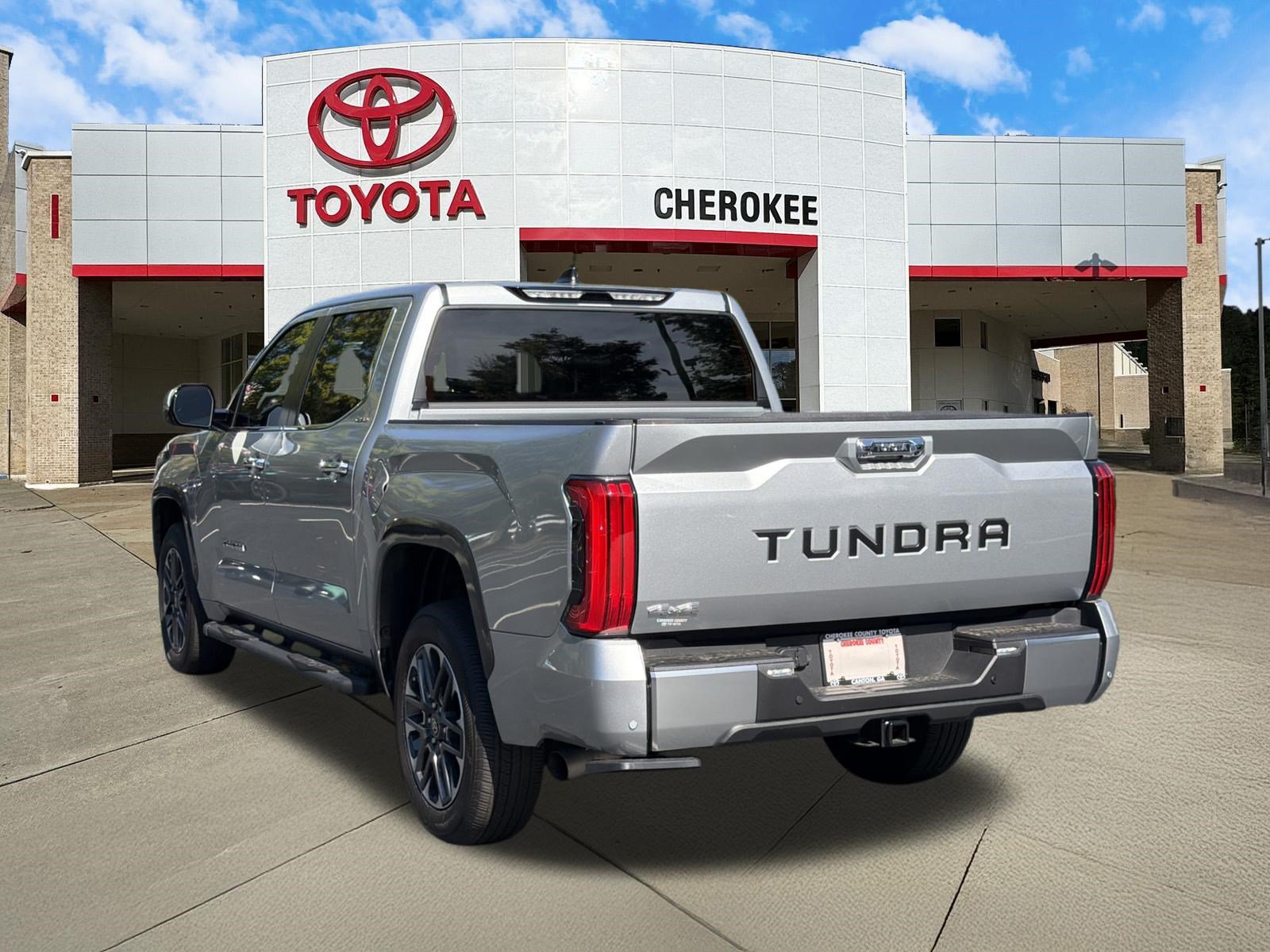 Used 2025 Toyota Tundra Limited AWD/4WD image 7