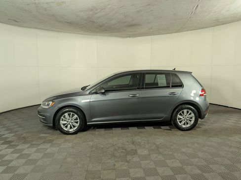Used 2019 Volkswagen Golf S image 3