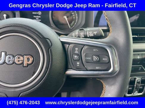 Used 2024 Jeep Wrangler Unlimited Sahara AWD/4WD image 53