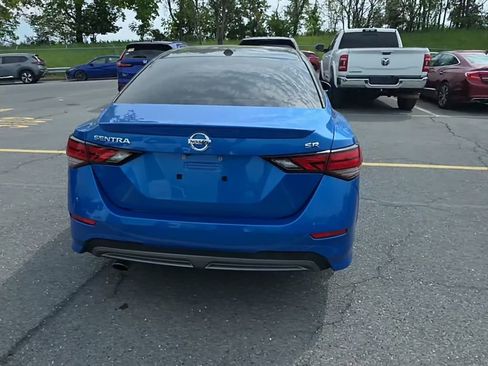 Used 2023 Nissan Sentra SR w/ SR Premium Package FWD image 4