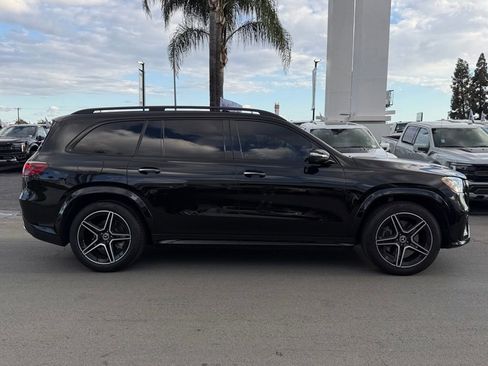 Used 2025 Mercedes-Benz GLS 450 4MATIC image 9