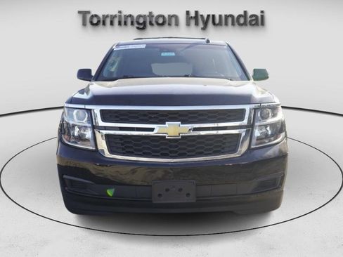 Used 2018 Chevrolet Tahoe LT image 2