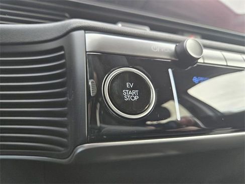 New 2026 Hyundai Ioniq 5 SEL image 23