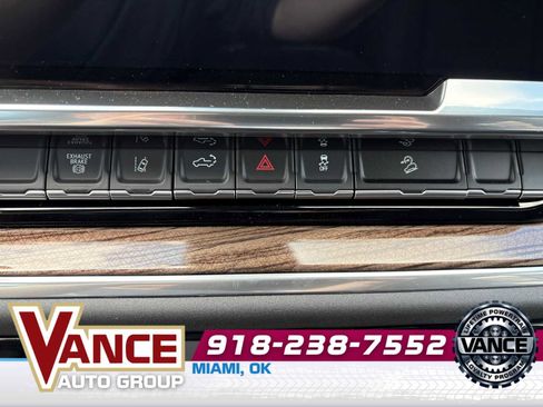 Used 2025 Chevrolet Silverado 2500 LT w/ Leather Package image 27