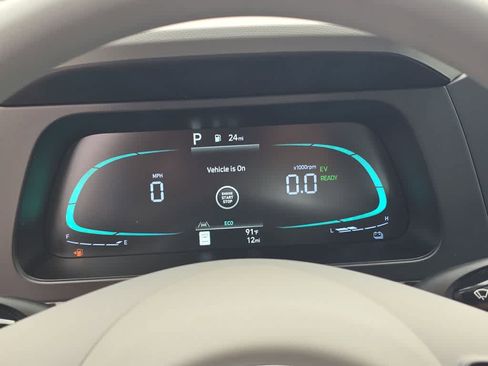 New 2026 Hyundai Elantra Hybrid FWD image 34