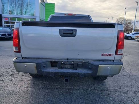 Used 2007 GMC Sierra 1500 SLE w/ SLE1 Preferred Package AWD/4WD image 8