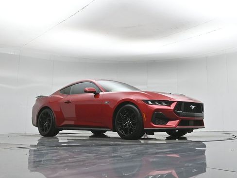 Certified 2024 Ford Mustang GT RWD image 4