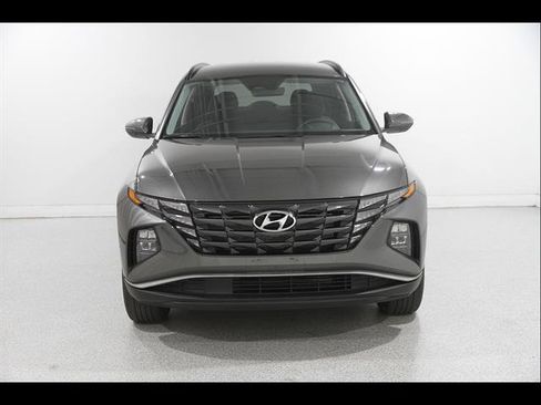 Certified 2023 Hyundai Tucson SEL AWD/4WD image 2