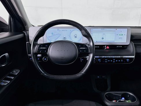 Used 2024 Hyundai Ioniq 5 SEL RWD image 17